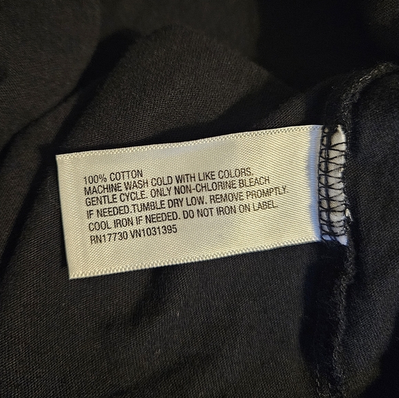 Universal Thread Tee - Picture 3 of 3